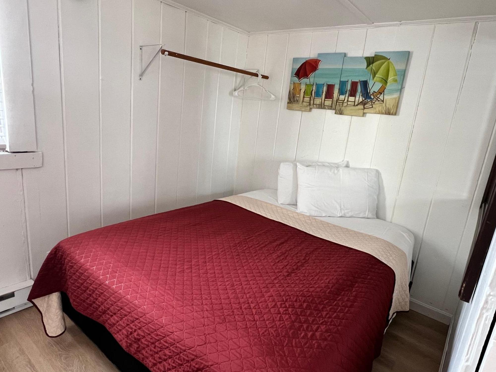 Nautical Beach Properties Хамптън Екстериор снимка